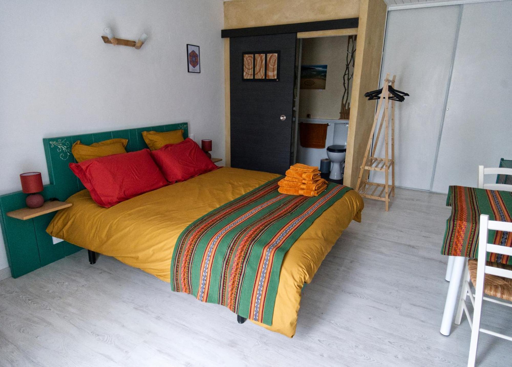 Bed and Breakfast Esprit Zen LʼAiguillon-sur-Vie Esterno foto